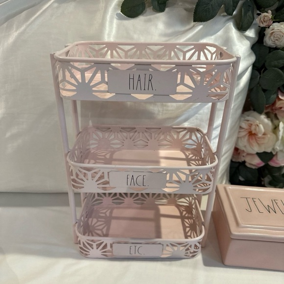 *SOLD ON MERCARI* Rae Dunn set - Picture 4 of 4